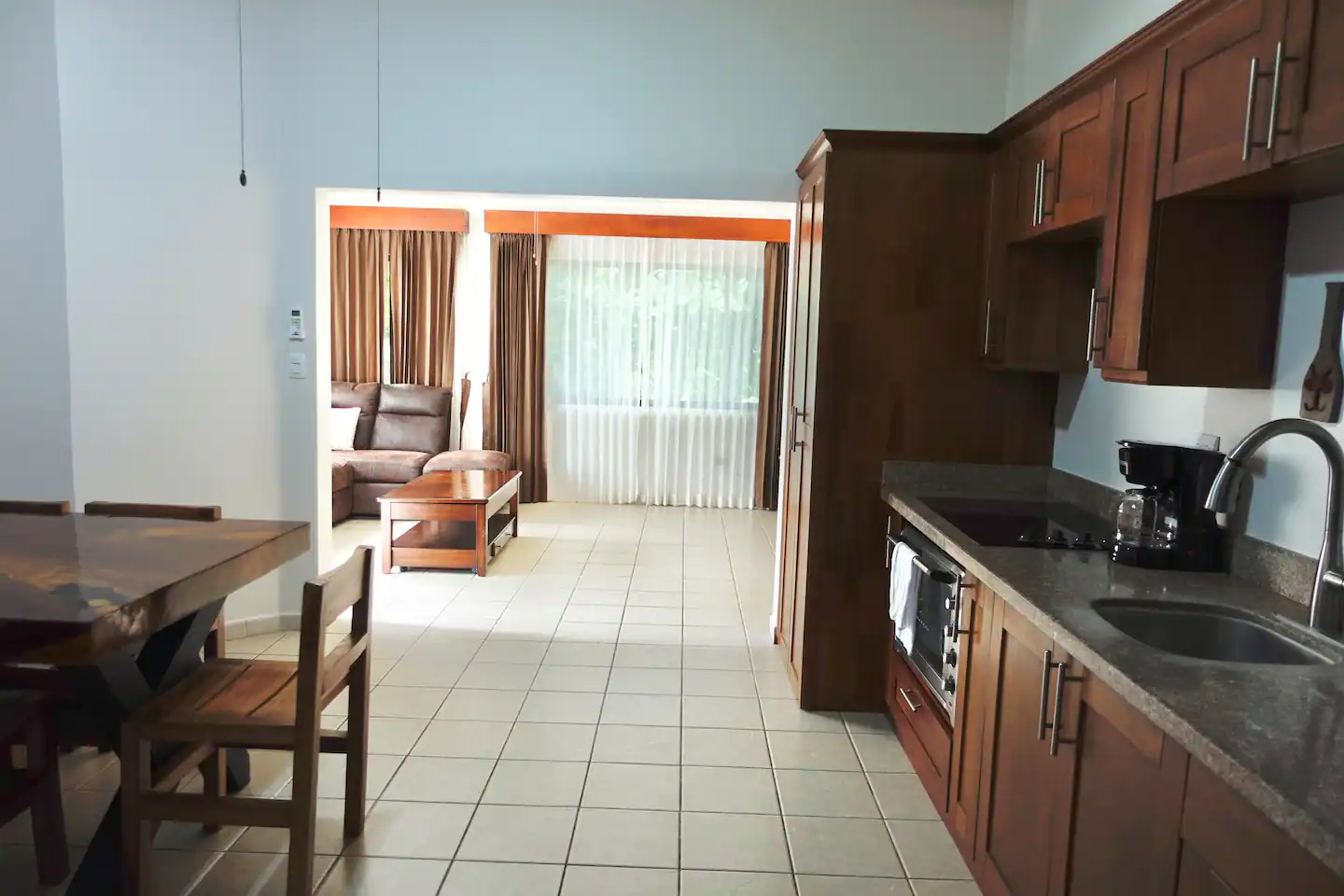 10_PlayasDelCoco_Turquoise30_Kitchen1 10_PlayasDelCoco_Turquoise30_Kitchen1